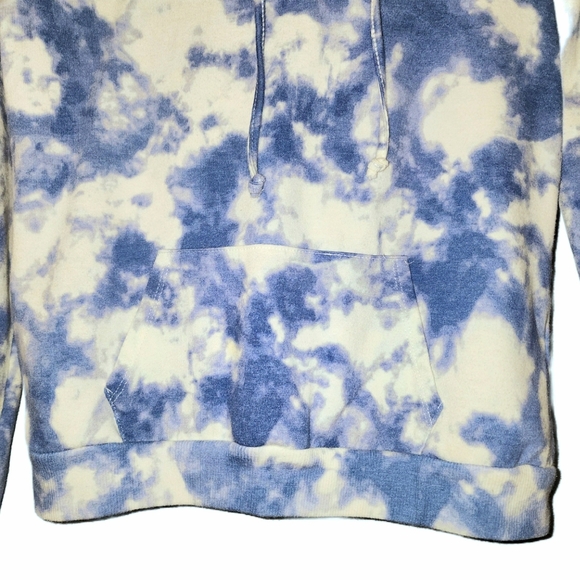 Blue & White Funnel Neck Tye Dye Hoodie by True Craft - Ladies Small - Picture 3 of 7